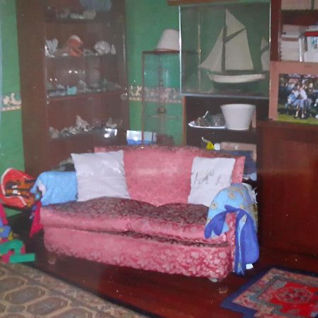 Peti Kaz Hotel Saint-Seurin-sur-l'Isle Bagian luar foto